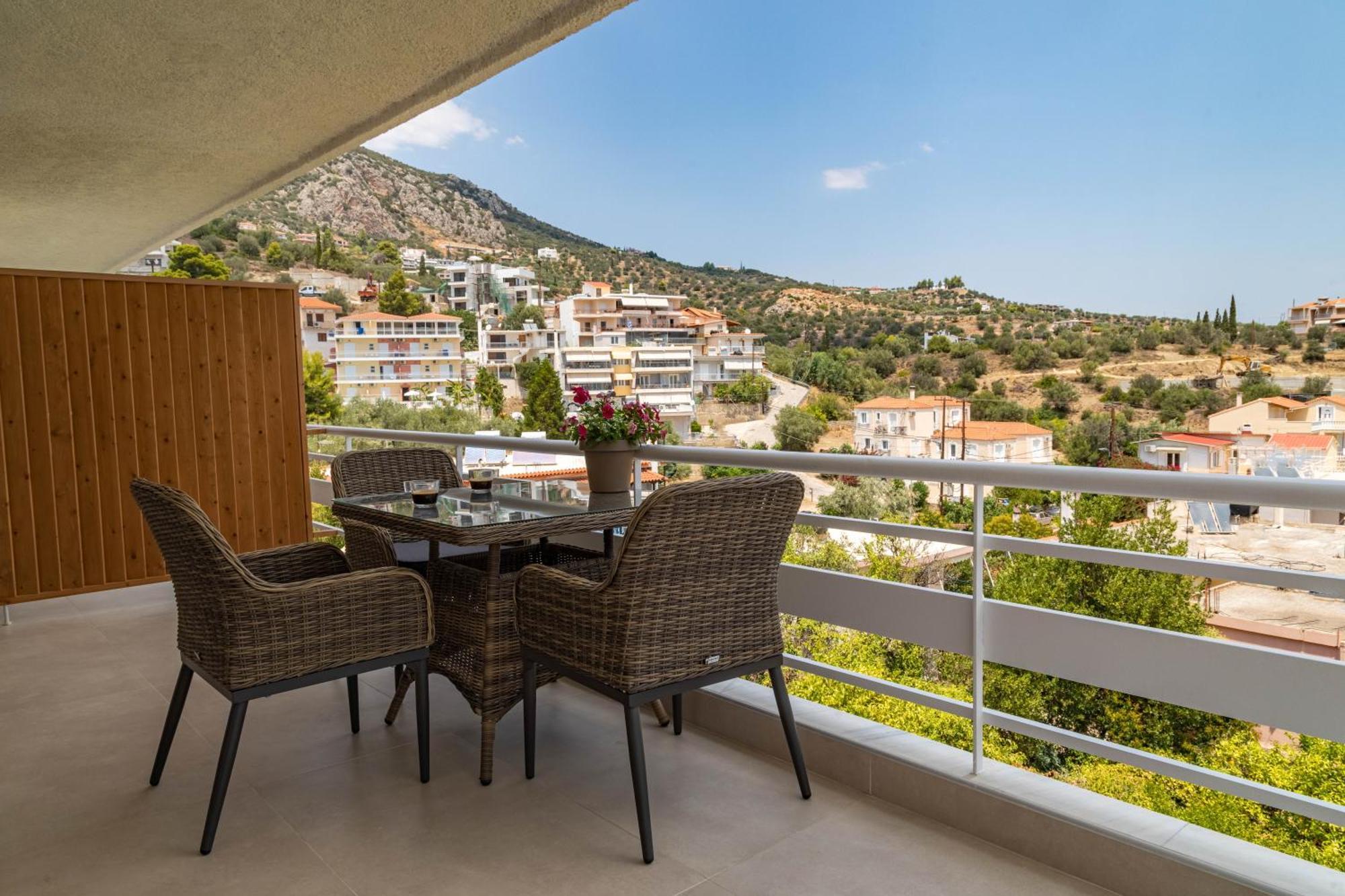 Arancia Elegant Rooms And Suites Толон Экстерьер фото